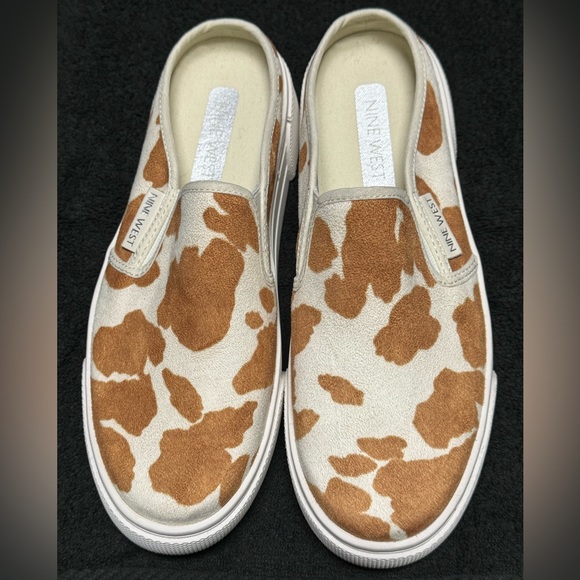 NWOT Nine West Cow Print Slip On Sneakers Size 7.5 - Picture 6 of 9